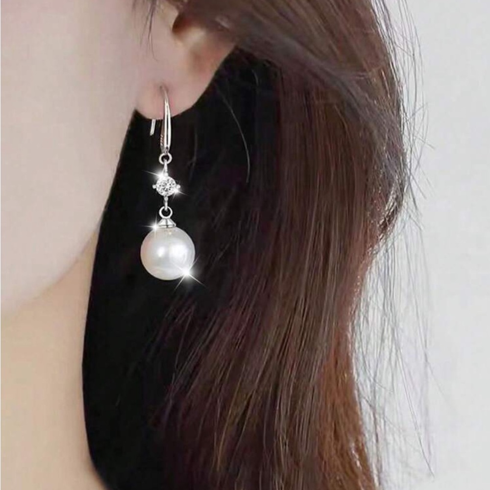 925 Sterling Silver Pearl & Sparkling Cubic Zirconia Drop Earrings - Picture 3 of 3